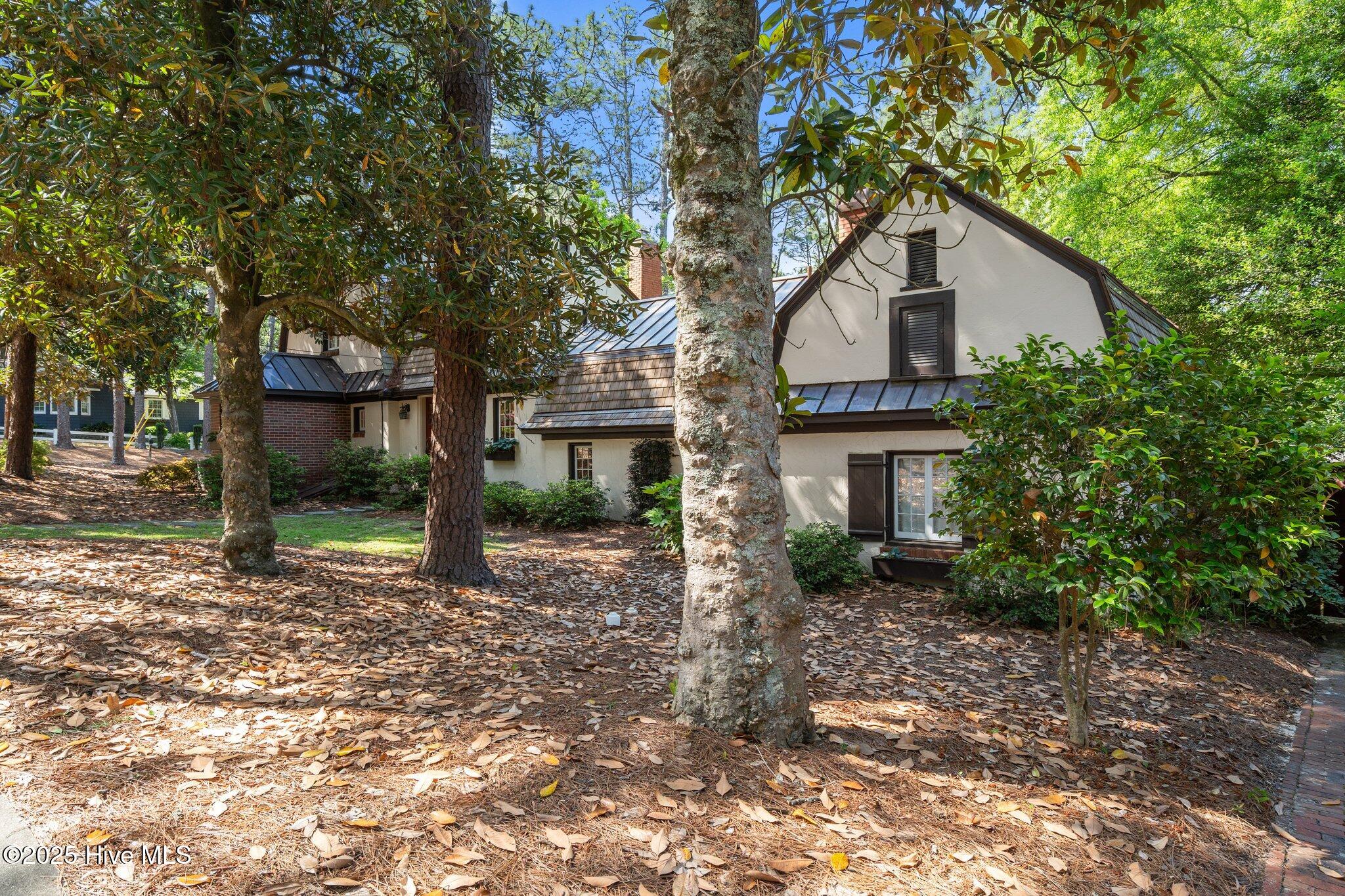 100 South Ridge Street Southern Pines, NC 28387 - Photo 18 of 51 100 S Ridge Street