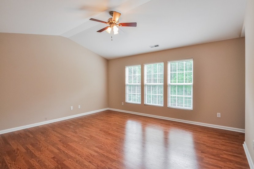 2039 Groundwater Place Raleigh, NC 27610 - Photo 5 of 14 Photo 5
