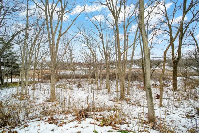 $259,000 | 2037 Lake View Drive, Brooklyn, MI 49230