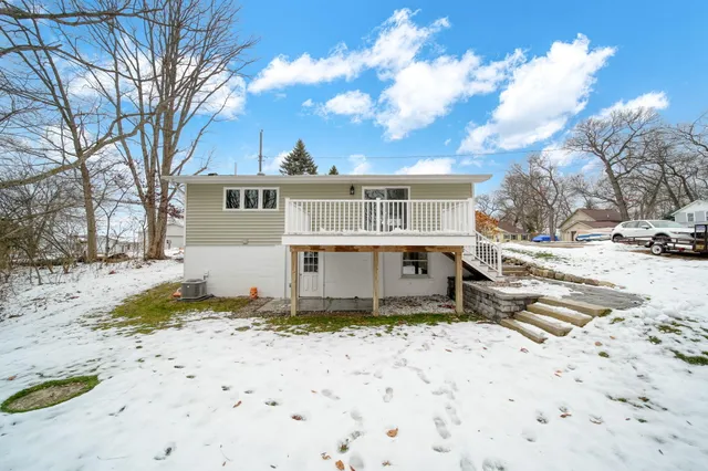 $259,000 | 2037 Lake View Drive, Brooklyn, MI 49230