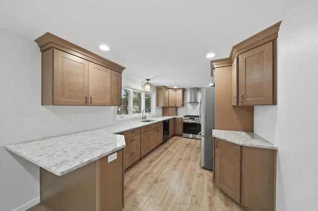 $259,000 | 2037 Lake View Drive, Brooklyn, MI 49230