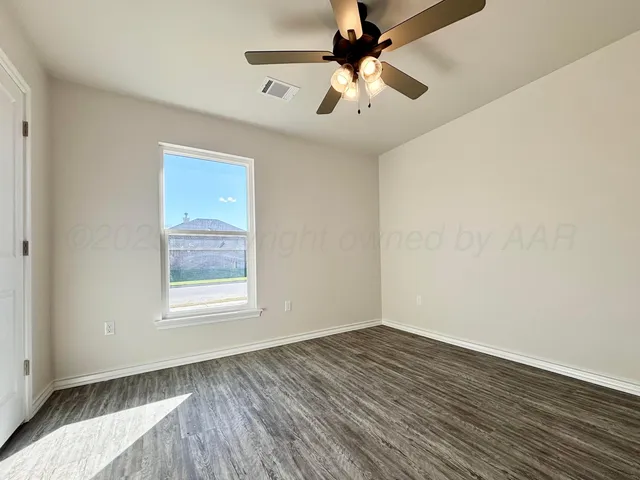 $2,400 | 3002 Knoll Drive, Amarillo, TX 79118