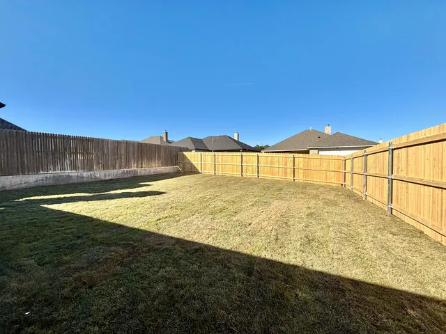 $2,400 | 3002 Knoll Drive, Amarillo, TX 79118