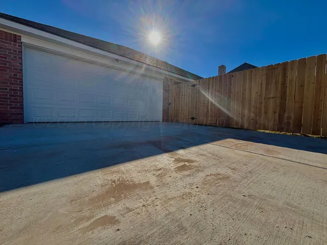 $2,400 | 3002 Knoll Drive, Amarillo, TX 79118