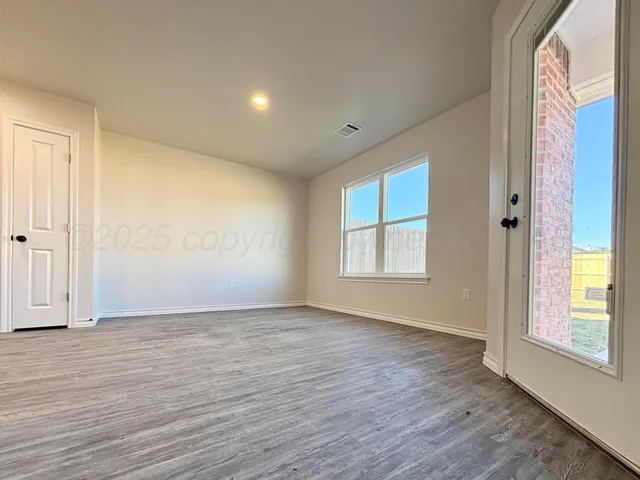 $2,400 | 3002 Knoll Drive, Amarillo, TX 79118