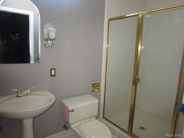1187 Covington Pl Drive Rochester, MI 48309 - Photo 10 of 17 IMG_0565.jpg
