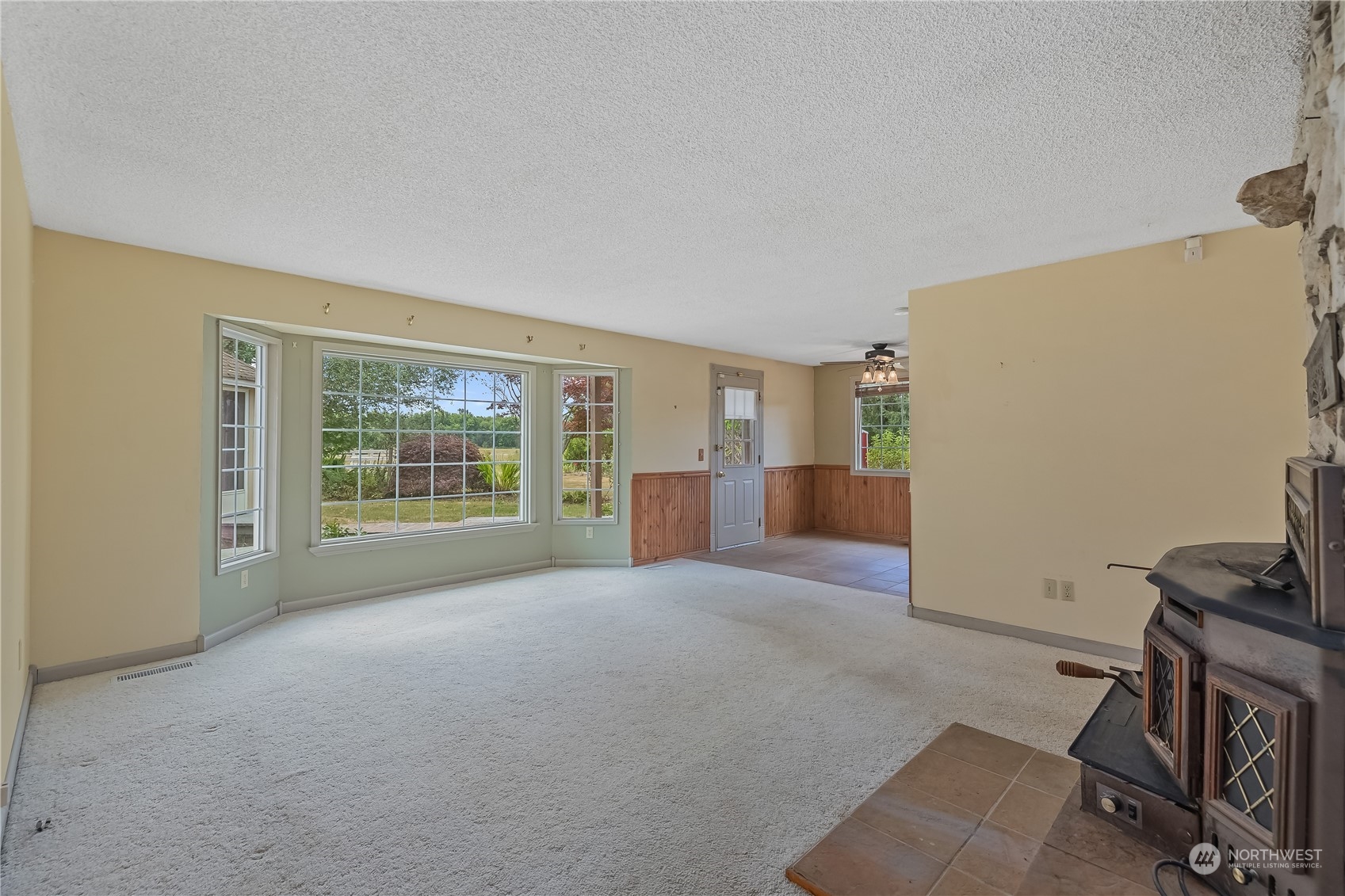 11409 183rd Avenue Southwest Rochester, WA 98579 - Photo 12 of 40