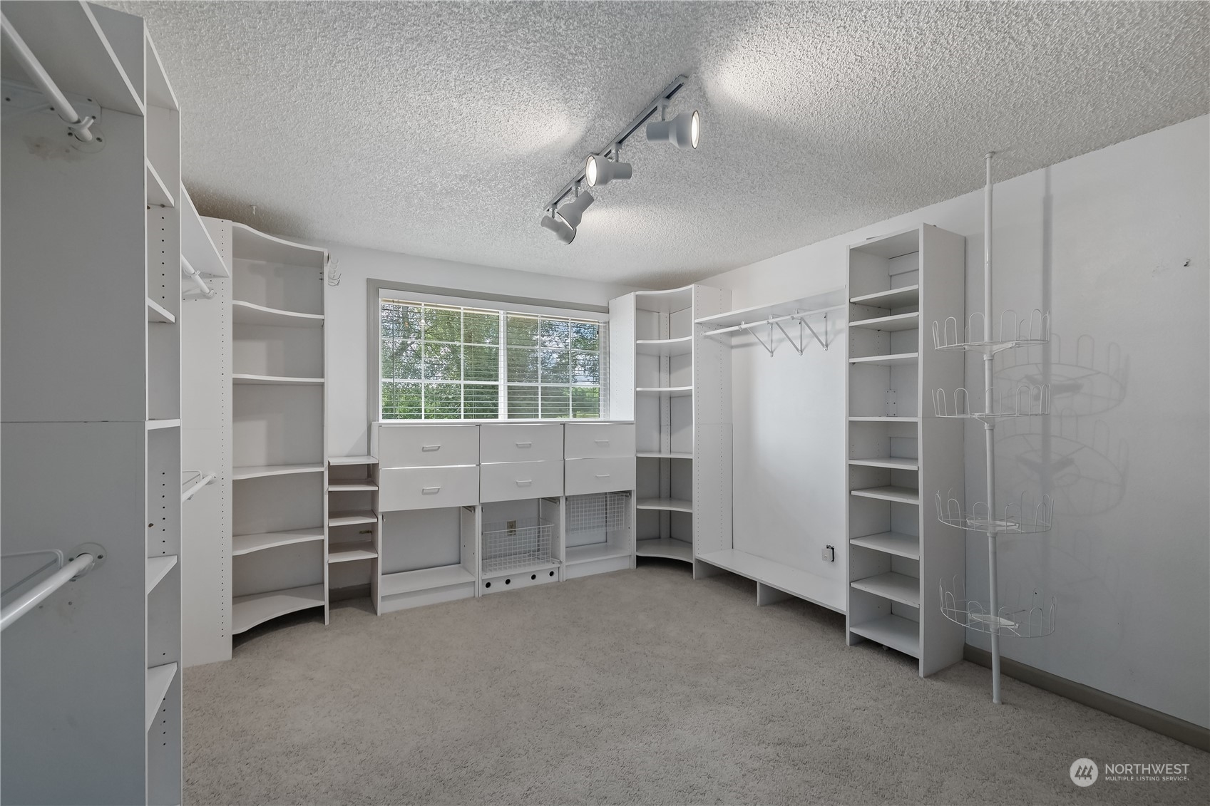 11409 183rd Avenue Southwest Rochester, WA 98579 - Photo 18 of 40