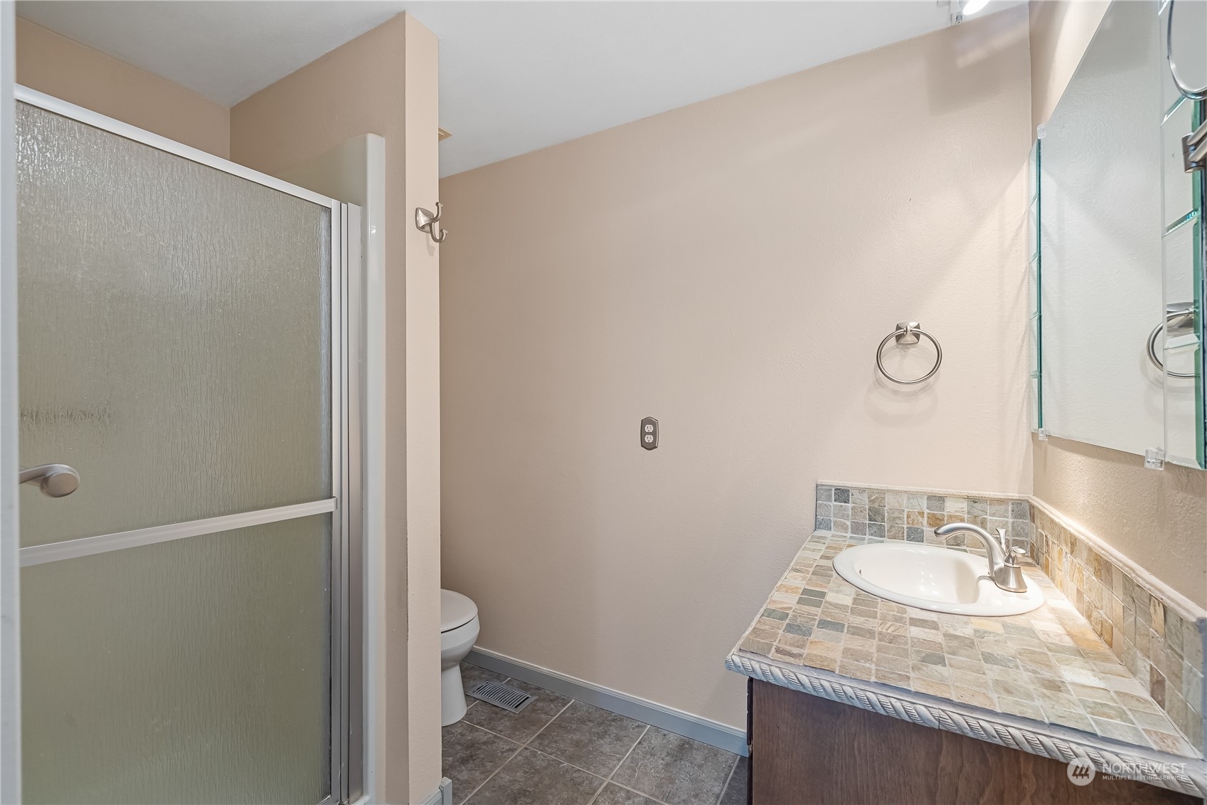 11409 183rd Avenue Southwest Rochester, WA 98579 - Photo 19 of 40
