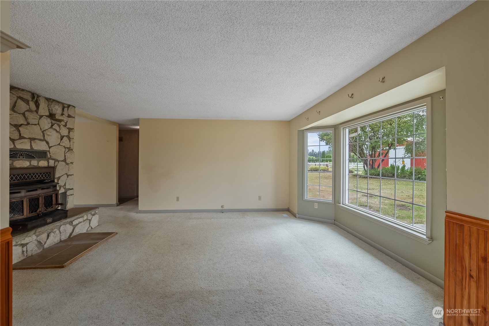 11409 183rd Avenue Southwest Rochester, WA 98579 - Photo 10 of 40