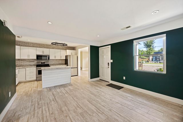 $525,000 | 1517 Evergreen Street, Charleston, SC 29407