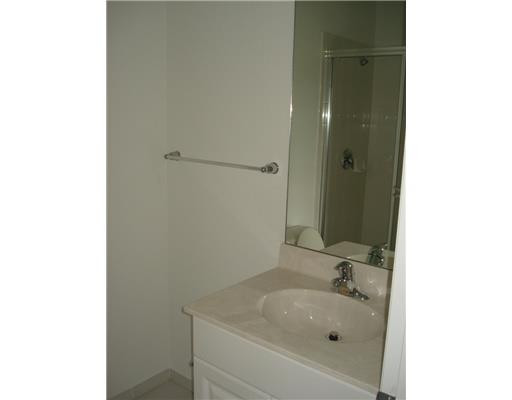 1964 Alamanda Way, Unit 40 Riviera Beach, FL 33404 - Photo 11 of 16 Master Bath/Spa