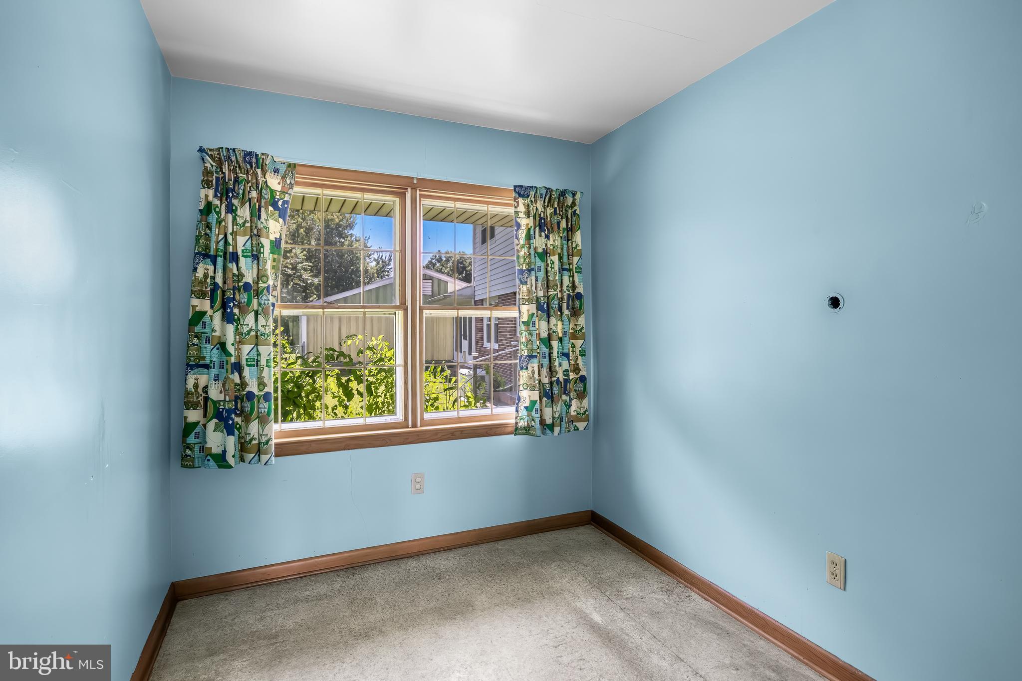 44 Supawna Road Pennsville, NJ 08070 - Photo 41 of 56 an empty room with a window