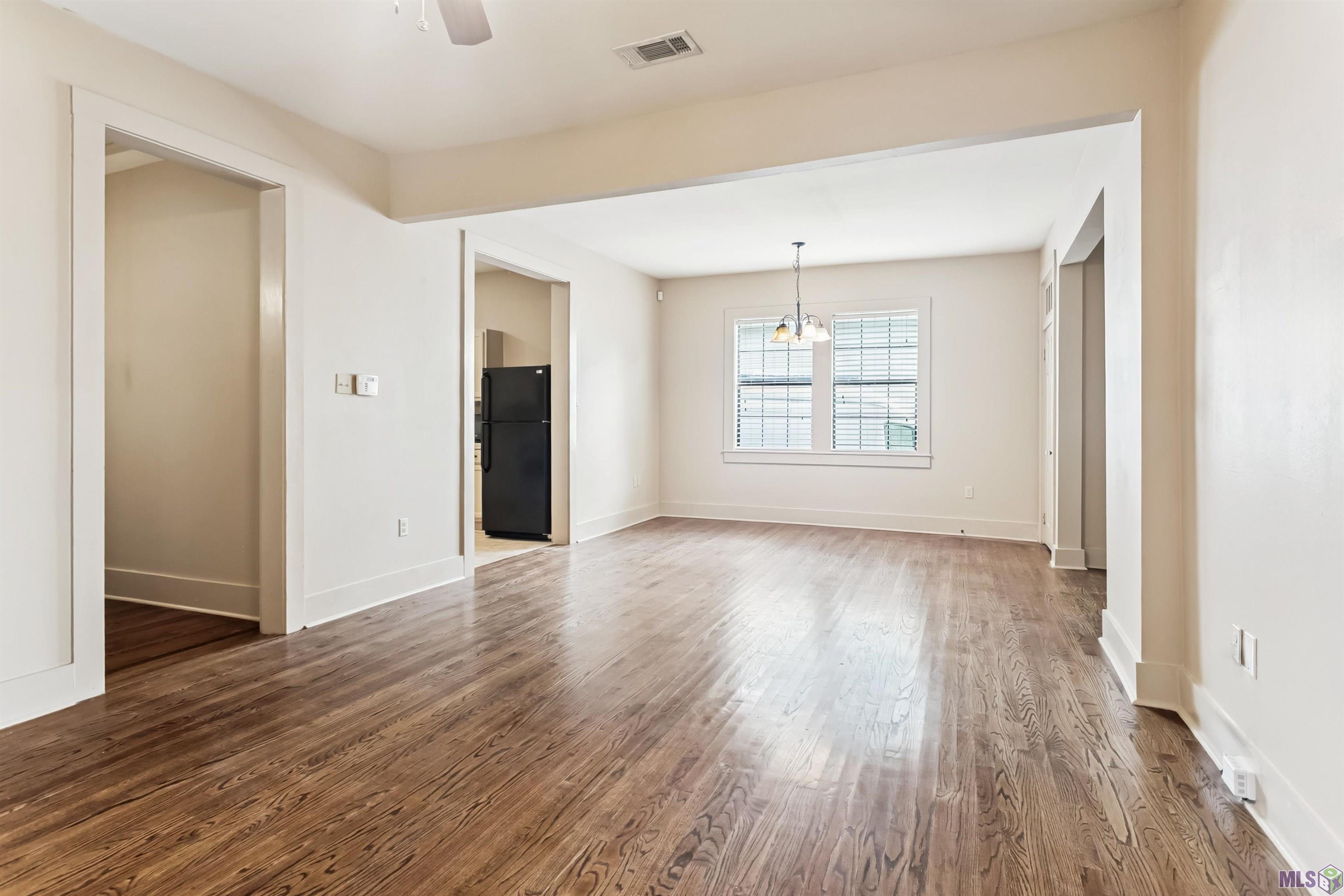 1436 Drehr Avenue Baton Rouge, LA 70808 - Photo 5 of 27 Living/Dining Area