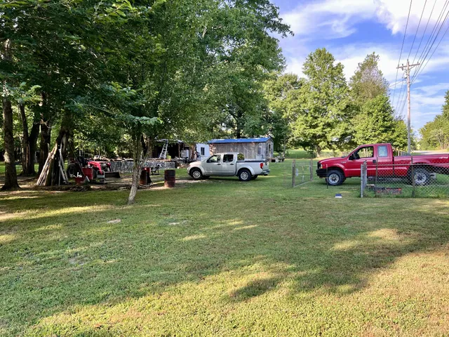 a view of an outdoor space