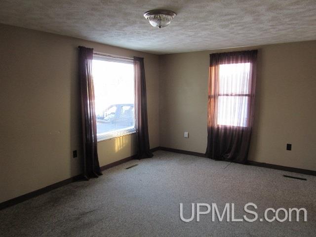 1539 North Gulliver Road Gulliver, MI 49840 - Photo 7 of 17 Gallery Image 7