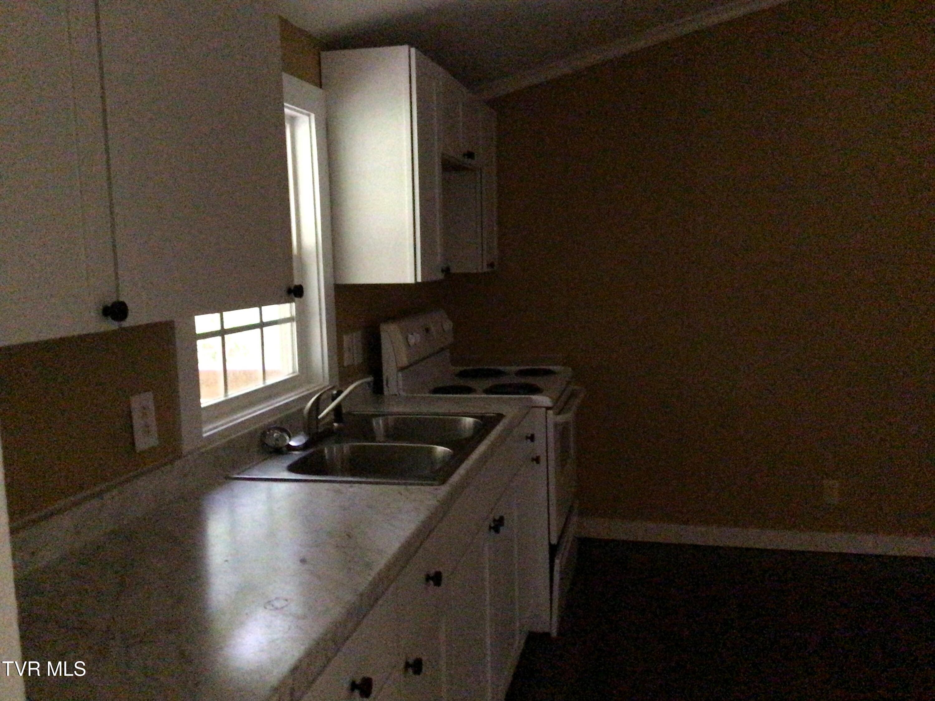 210 Buckboard Road Greeneville, TN 37743 - Photo 13 of 22 210 BUCKBOARD RD