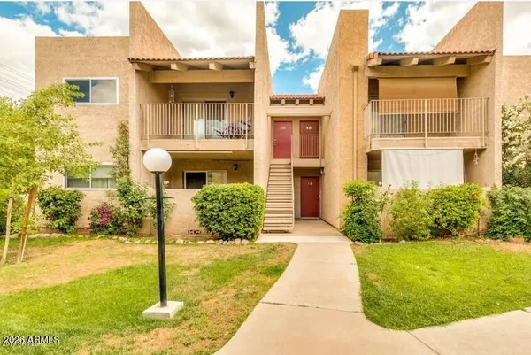 $215,000 | 5525 East Thomas Road, Unit R13, Phoenix, AZ 85018