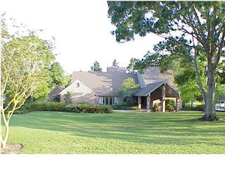 632 Woodview Court Baton Rouge, LA 70810 - Photo 1 of 6 Gallery Image 1