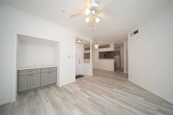 $1,350 | 1330 Old Spanish Trail, Unit 2209, Houston, TX 77054