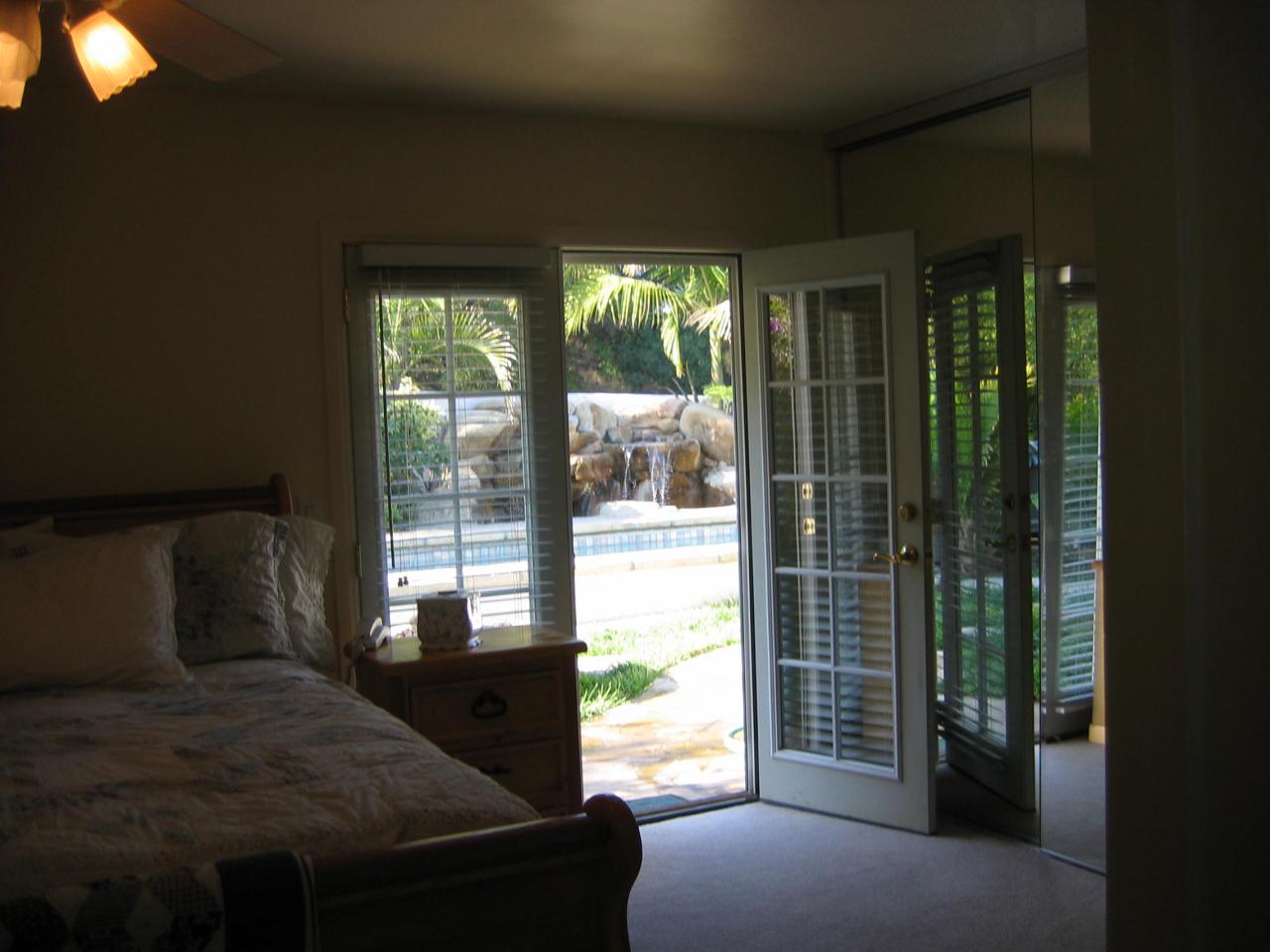 7889 Rio Vista Drive Goleta, CA 93117 - Photo 3 of 8 Master Bedroom
