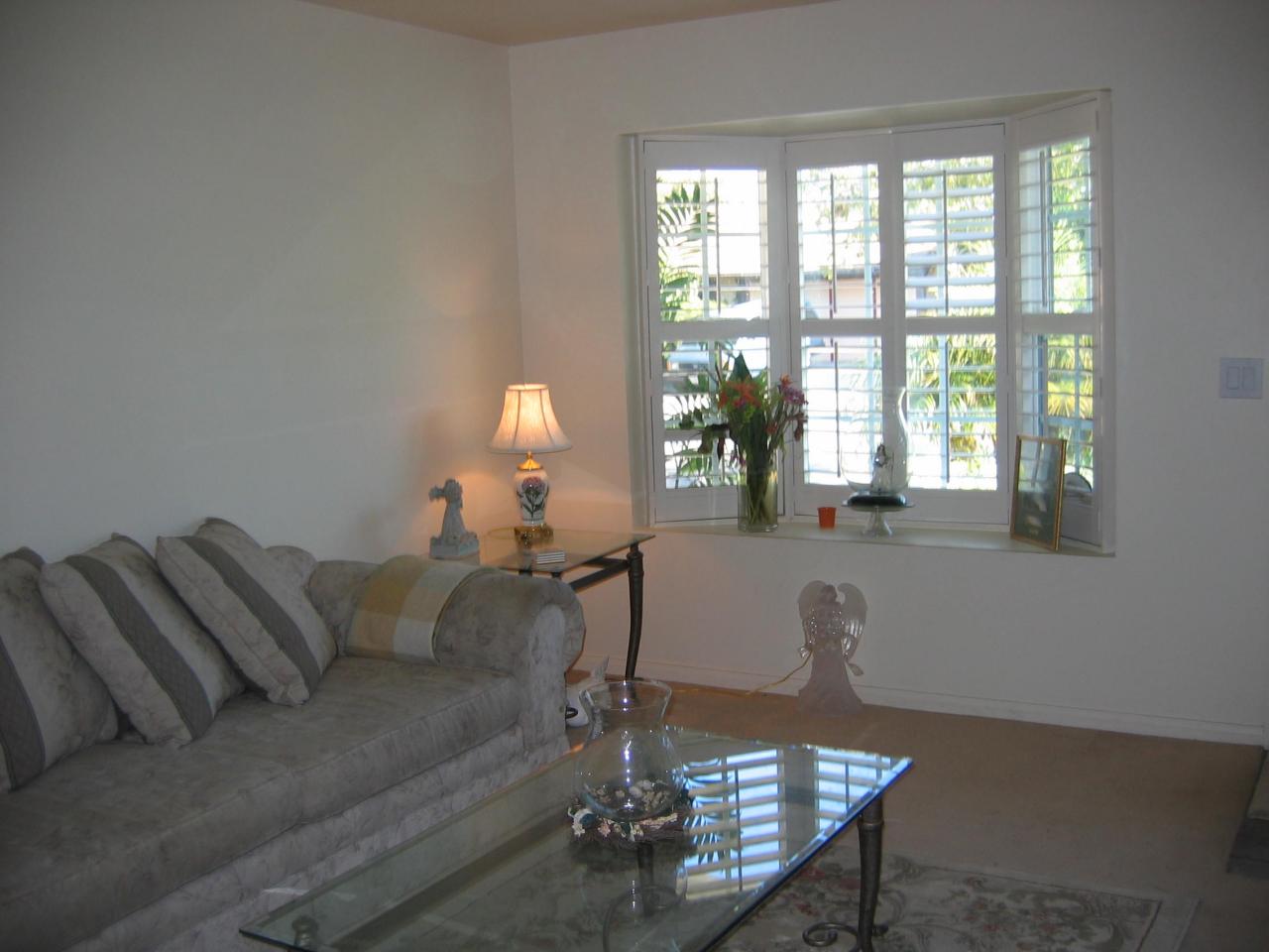 7889 Rio Vista Drive Goleta, CA 93117 - Photo 6 of 8 Living Room