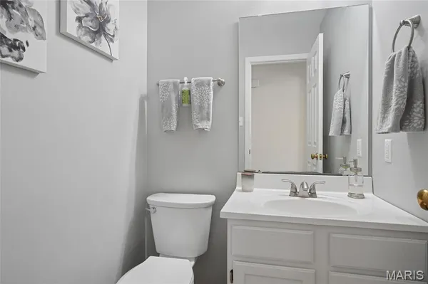 $387,000 | 17114 Elm Trail Drive, Eureka, MO 63025