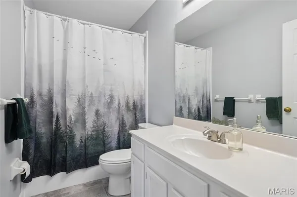 $387,000 | 17114 Elm Trail Drive, Eureka, MO 63025