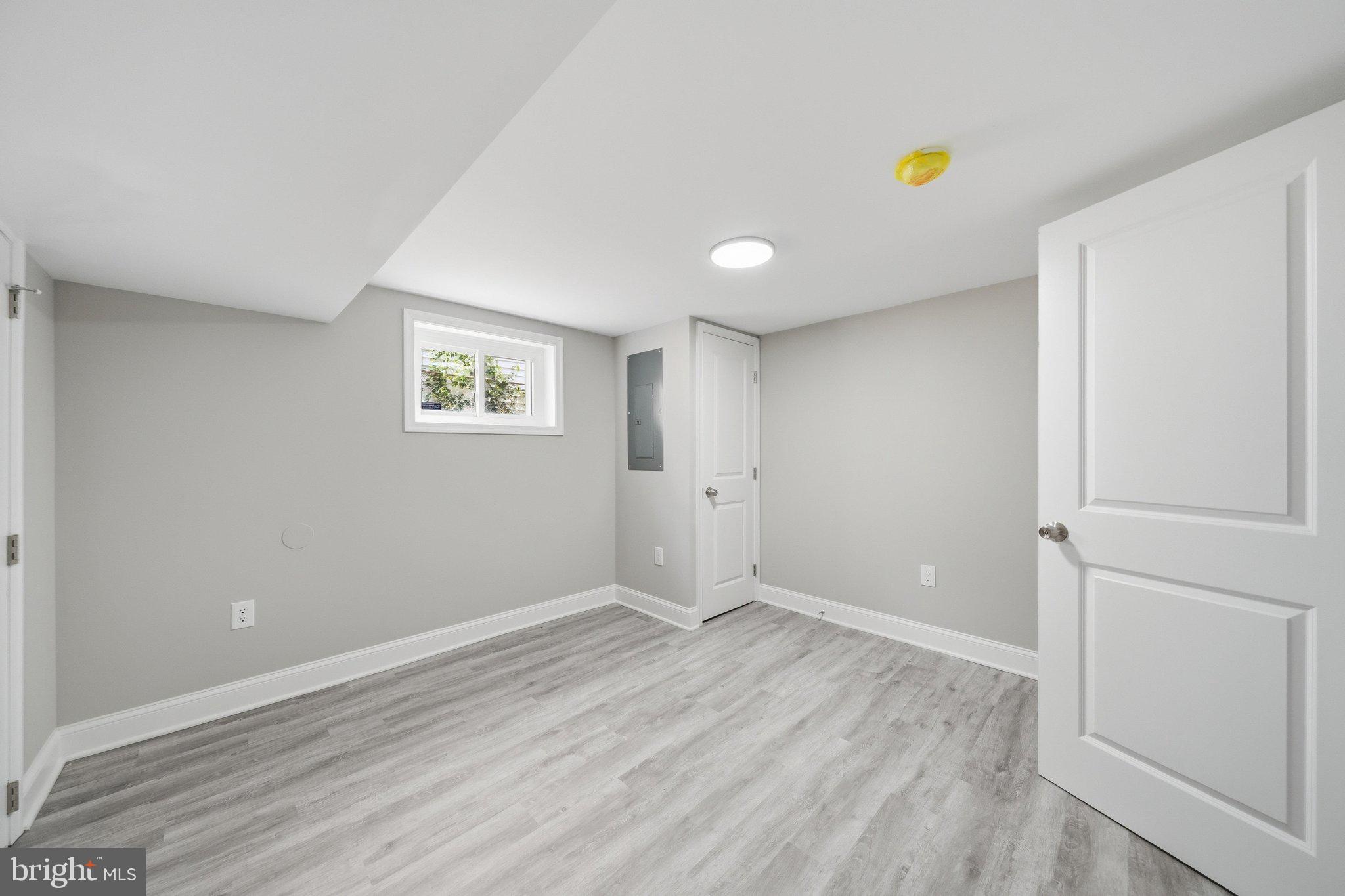11716 Kingtree Street Silver Spring, MD 20902 - Photo 21 of 52 DSC06250