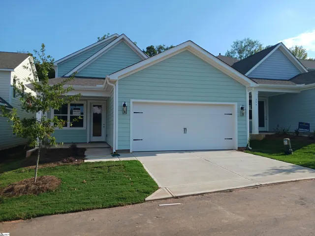 $437,738 | 206 Nicolet Place, Simpsonville, SC 29681