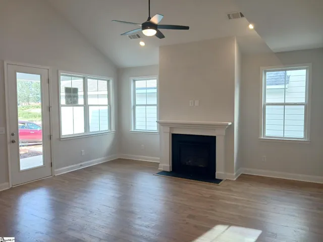 $437,738 | 206 Nicolet Place, Simpsonville, SC 29681