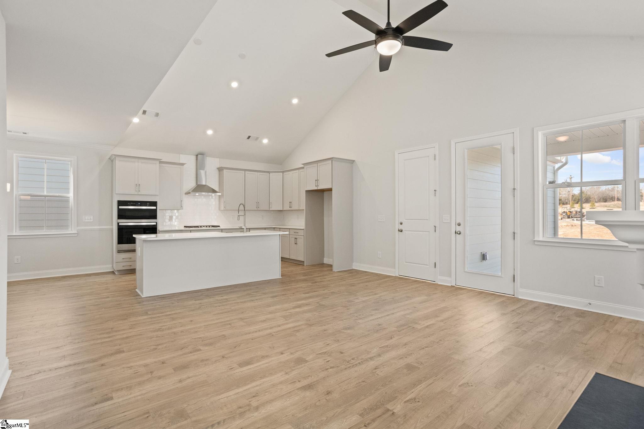 206 Nicolet Place Simpsonville, SC 29681 - Photo 5 of 36