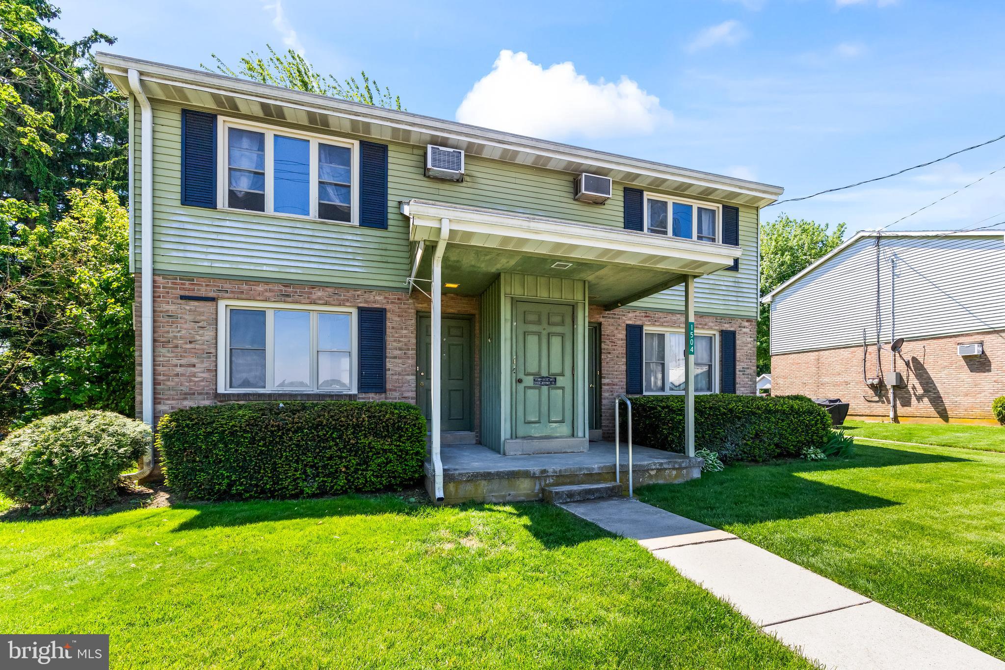 1504 Walnut Street, Unit A Lebanon, PA 17042 - Photo 2 of 16