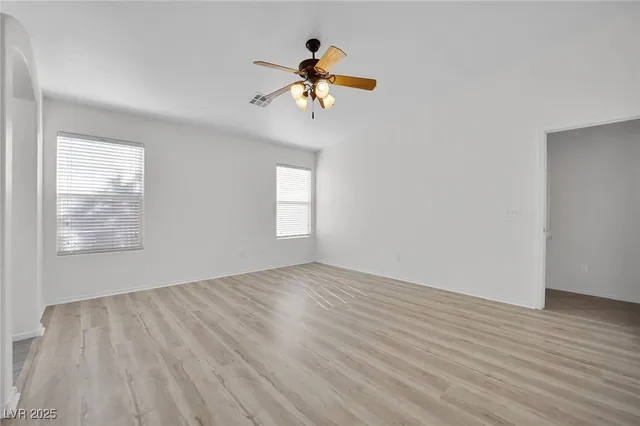 $2,250 | 1542 Misty Sky Drive, Henderson, NV 89052