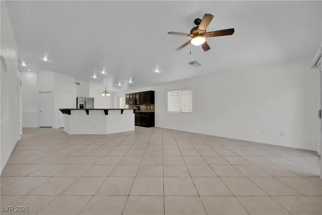 $2,250 | 1542 Misty Sky Drive, Henderson, NV 89052