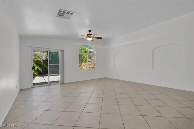 $2,250 | 1542 Misty Sky Drive, Henderson, NV 89052