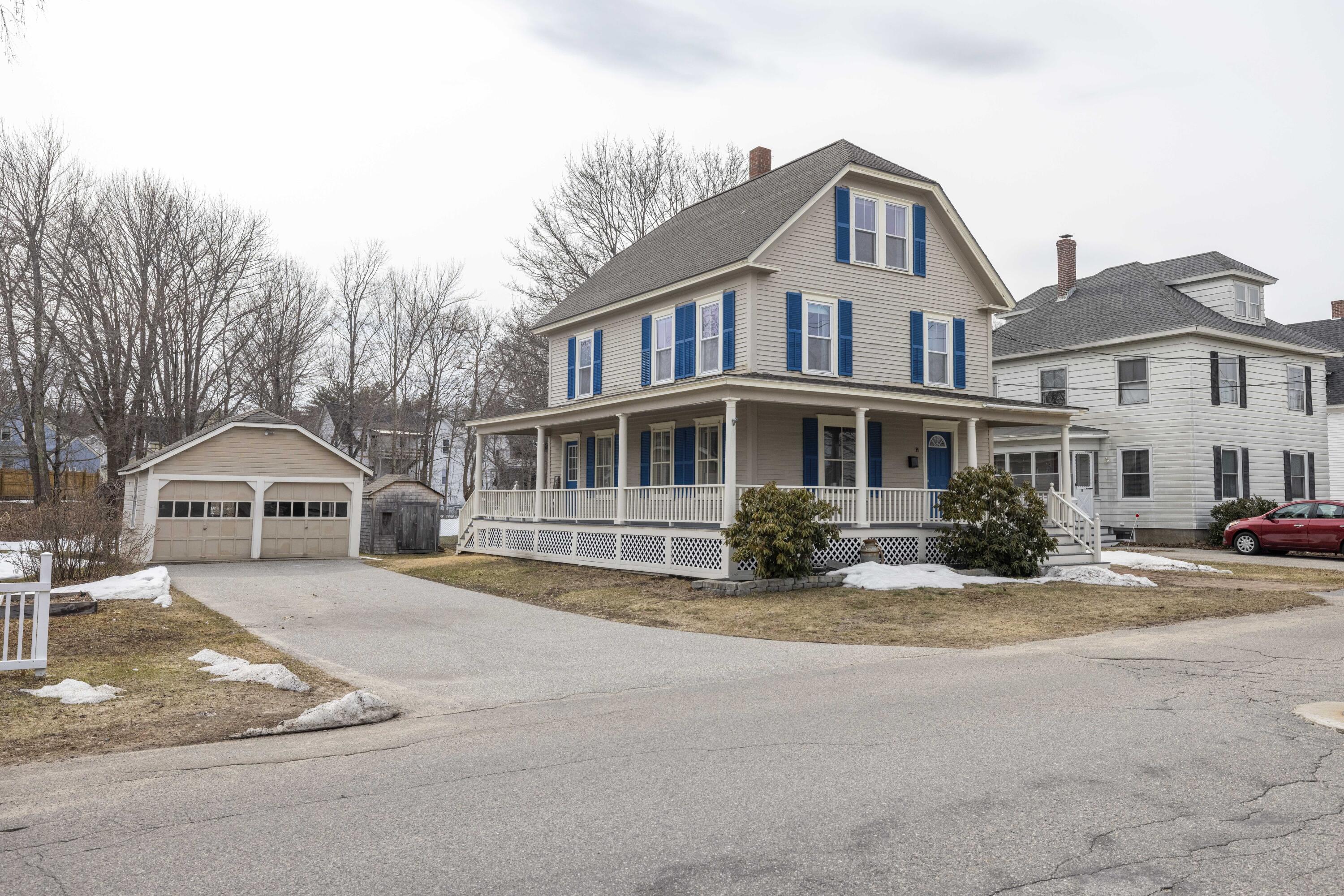 14 Bradeen Street Springvale, ME 04083 - Photo 2 of 35 3G0A4654