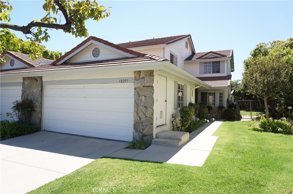12251 Turtle Ridge Place Porter Ranch, CA 91326 - Photo 4 of 75