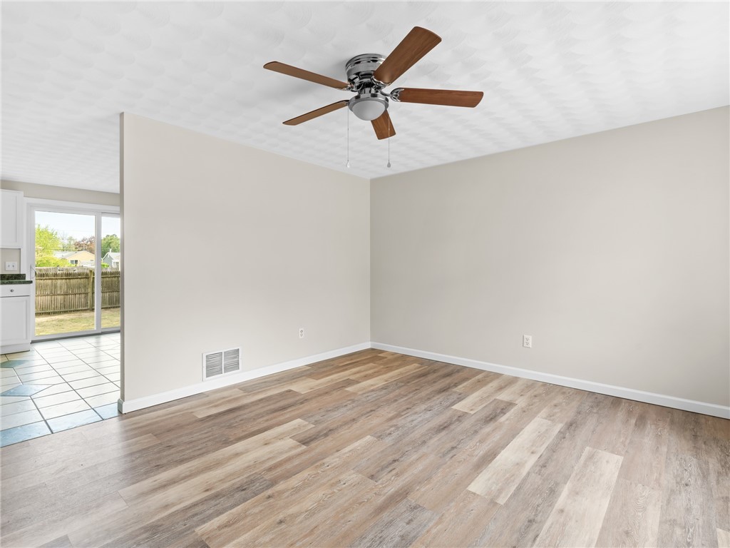 4 Ellsworth Street Warwick, RI 02886 - Photo 8 of 30 Living room