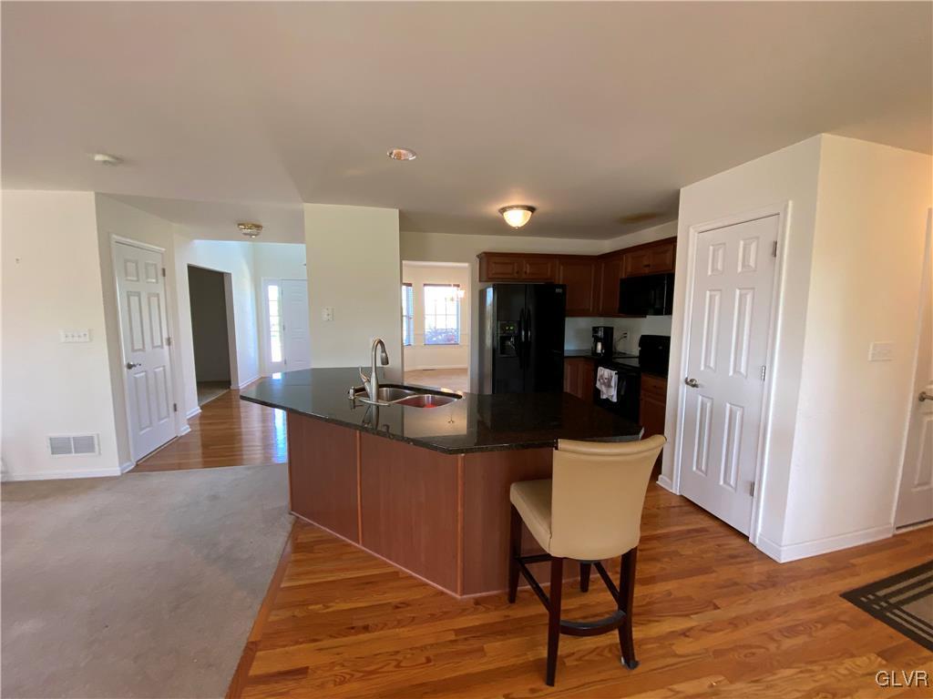 2760 Maefield Road Bath, PA 18014 - Photo 8 of 19