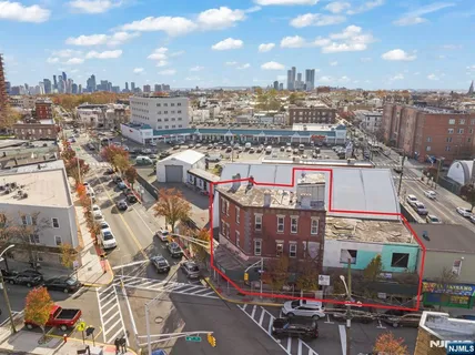 $499,000 | 733-735 6th Street, Union City, NJ 07087