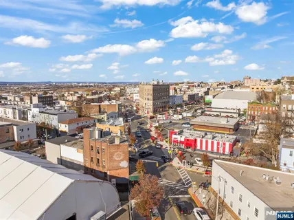 $499,000 | 733-735 6th Street, Union City, NJ 07087