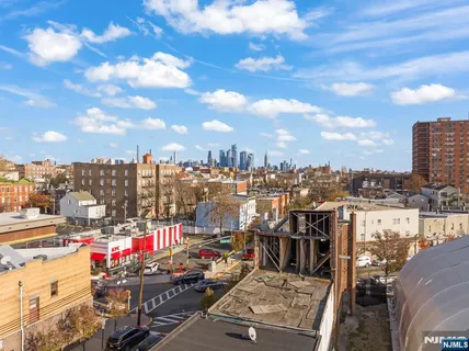 $499,000 | 733-735 6th Street, Union City, NJ 07087
