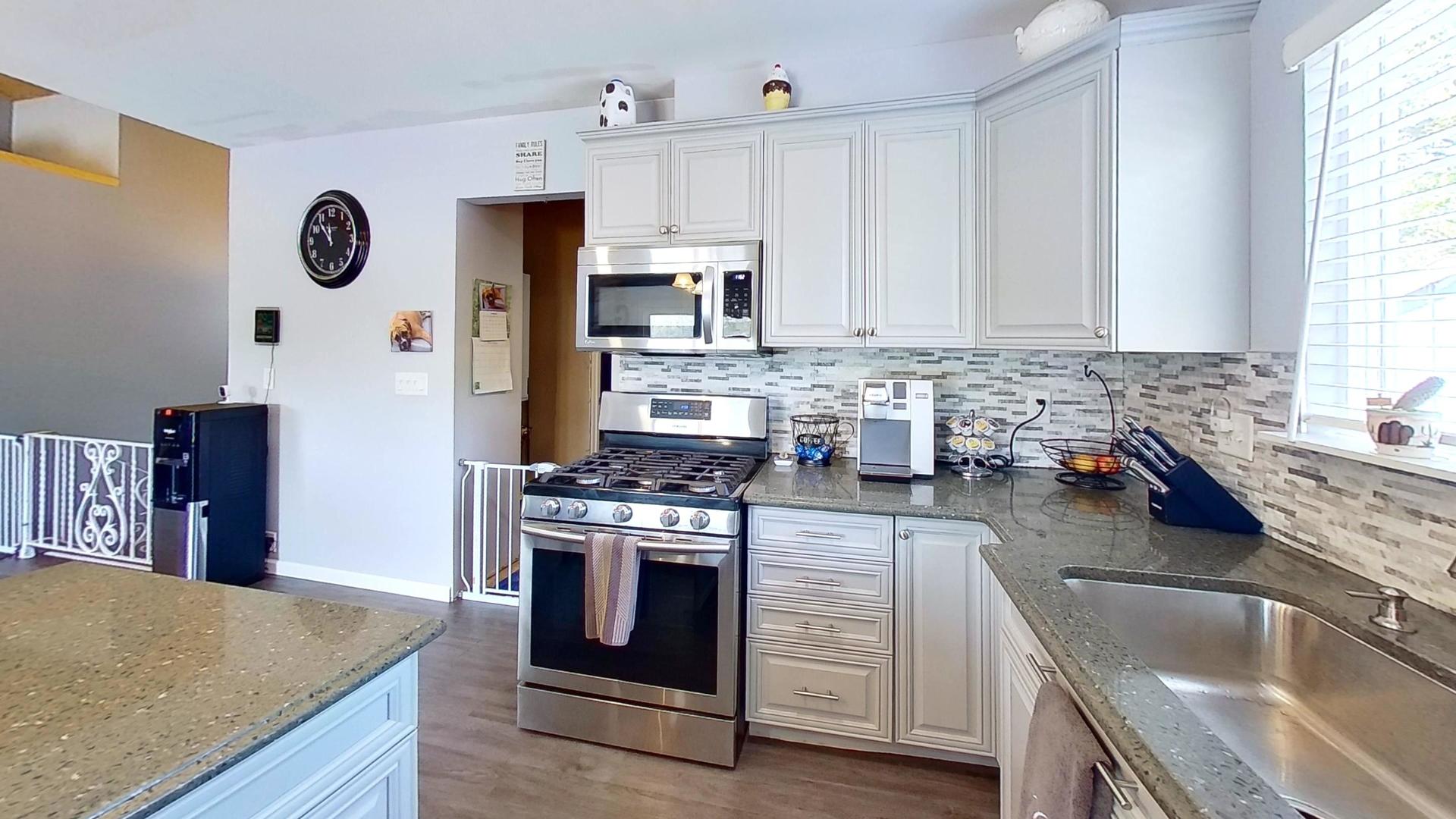 4708 Timberlane Road Crystal Lake, IL 60014 - Photo 19 of 27 Gallery Image 19