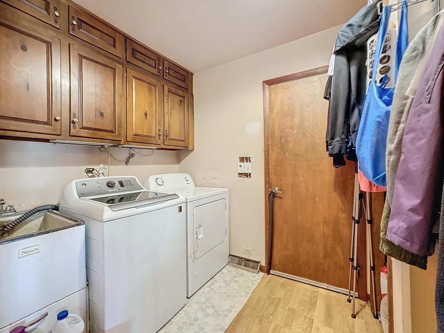 4708 Timberlane Road Crystal Lake, IL 60014 - Photo 20 of 27 Gallery Image 20