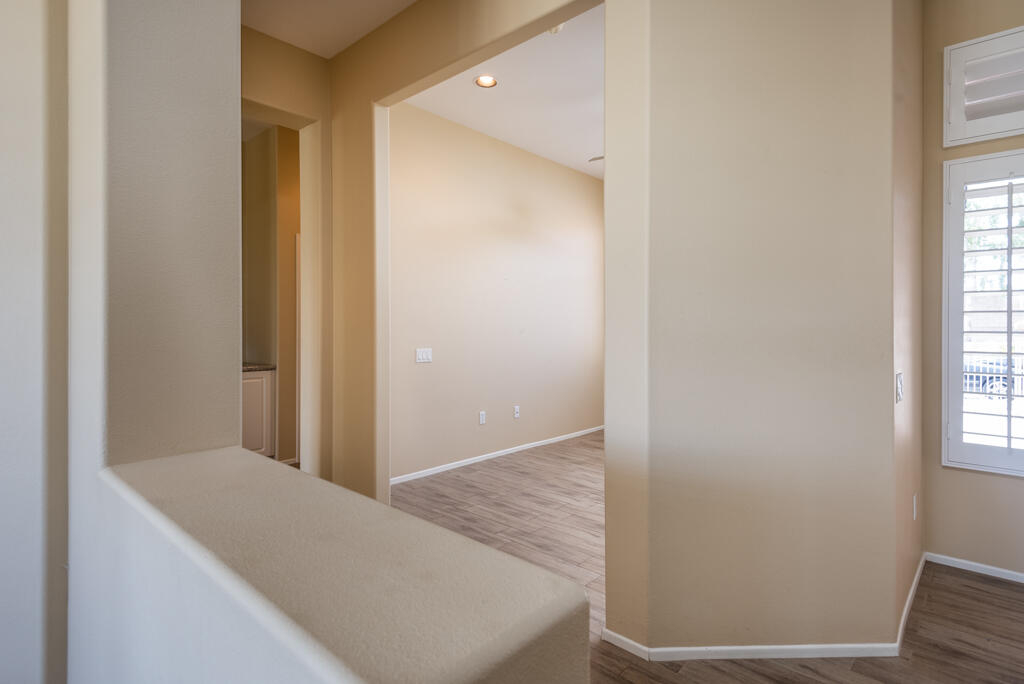 39507 Manorgate Road Palm Desert, CA 92211 - Photo 18 of 38 39507manorgaterd-lr-18