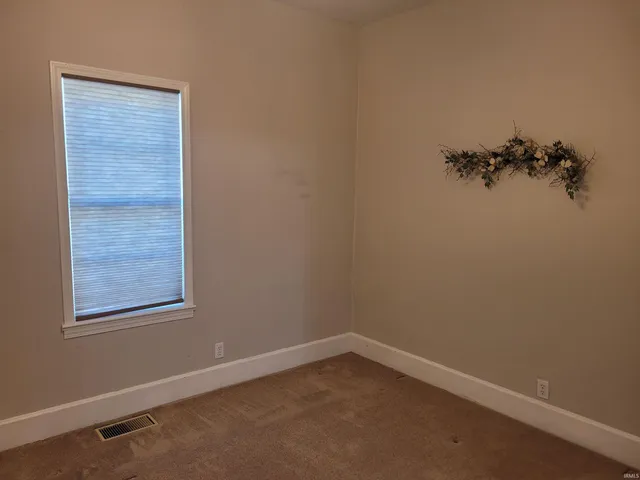 $152,900 | 1704 Indiana Avenue, Vincennes, IN 47591