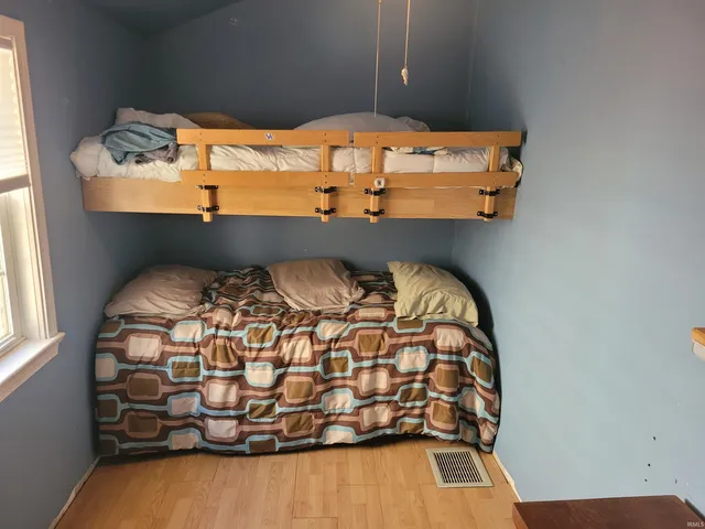 $152,900 | 1704 Indiana Avenue, Vincennes, IN 47591