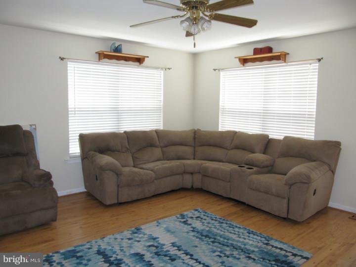 5480 Rinker Circle, Unit 312 Doylestown, PA 18902 - Photo 4 of 13 Living Room