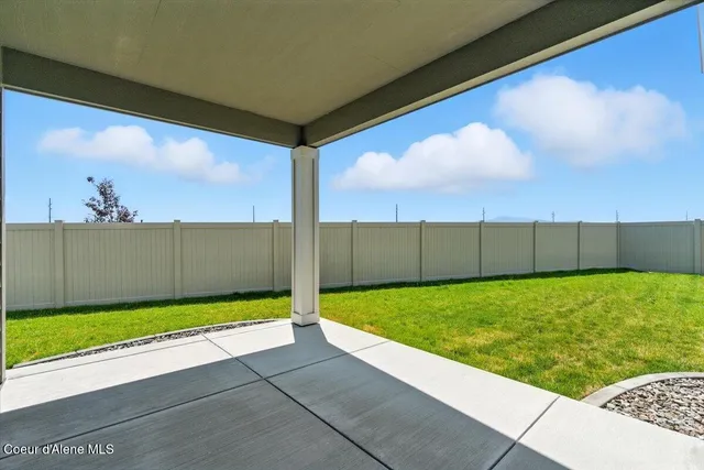 $645,000 | 7037 North Coeur Terre Boulevard, Coeur D'Alene, ID 83815